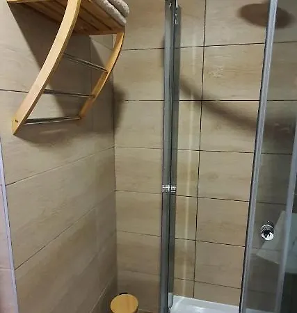 Goscinne Irena * Mieroszyno