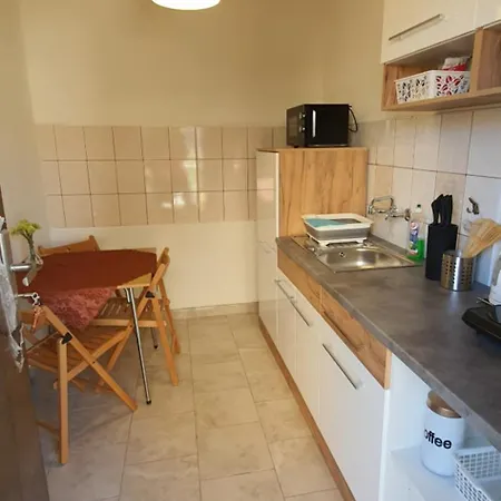 Goscinne Irena * Mieroszyno